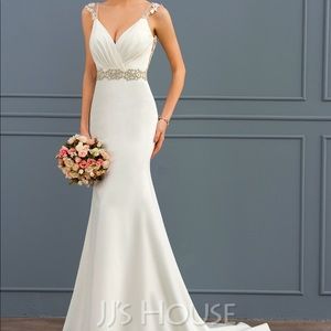 JJSHOUSE WEDDING GOWN BRAND NEW WITH TAGS
